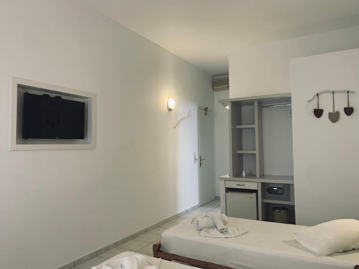 מילופוטאס Hotel Aegeon מראה חיצוני תמונה